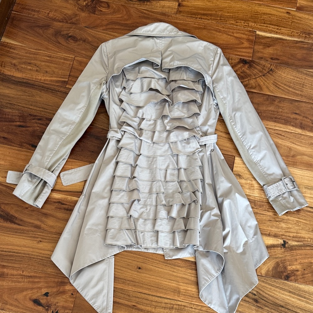 BCBGMaxAzria Light Gray Trench Coat - Picture 3 of 3